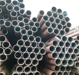 Труба 299 х 20 бесшовная г/д